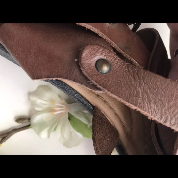 Made In Brazil Brown Sandals - Picture 4 of 8